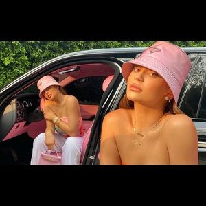 NWT PRADA NYLON BUCKET HAT